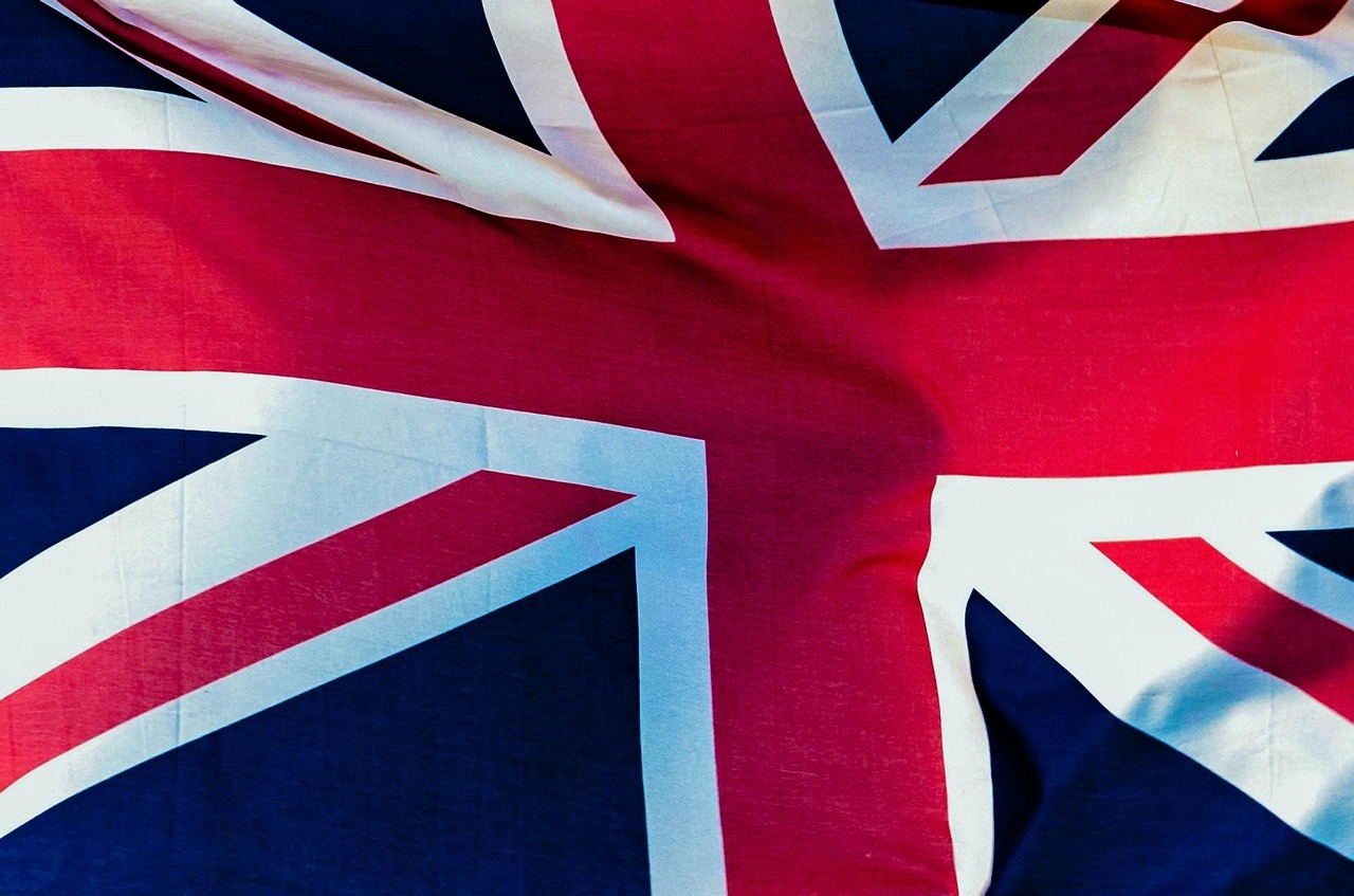 英格兰与法国足球盛宴前瞻，比分预测与期待的结果分析